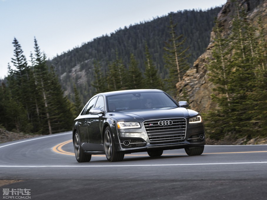 2015WS8 4.0 TFSI quattro