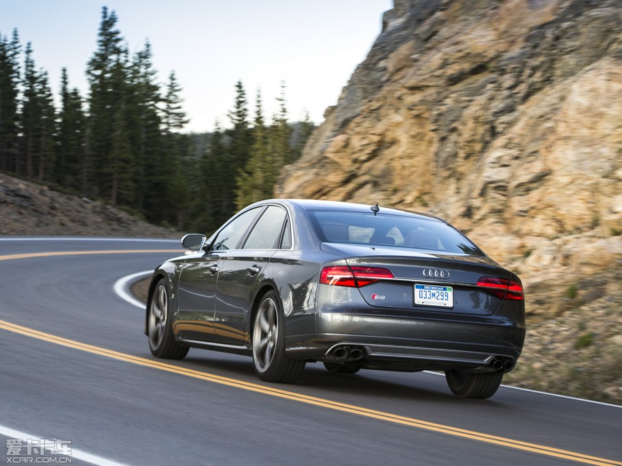 2015WS8 4.0 TFSI quattro