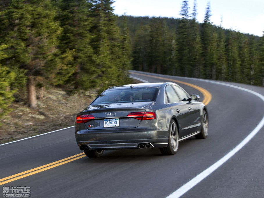 2015?yun)WS8 4.0 TFSI quattro