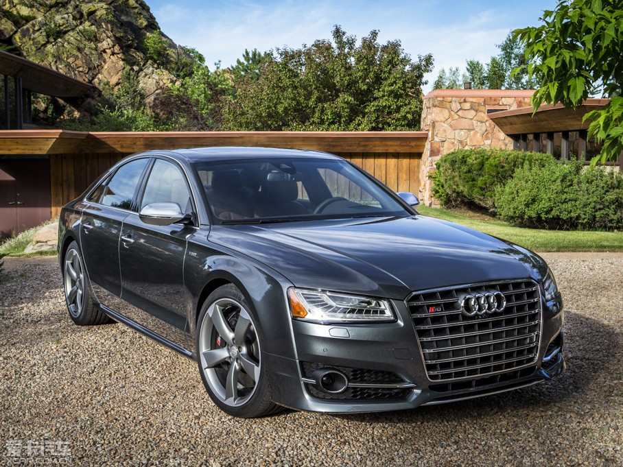 2015WS8 4.0 TFSI quattro