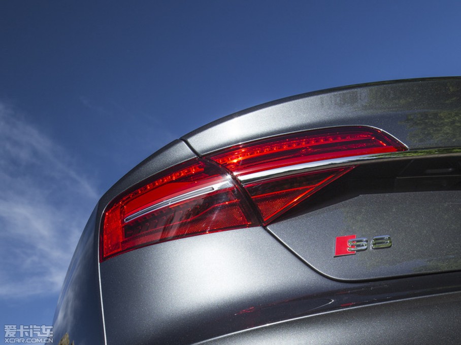 2015WS8 4.0 TFSI quattro