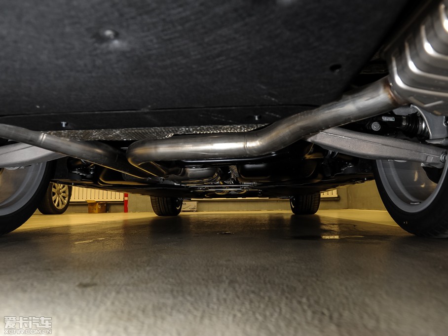 2015WS8 4.0 TFSI quattro