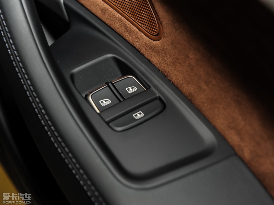 2015?yun)WS8 4.0 TFSI quattro