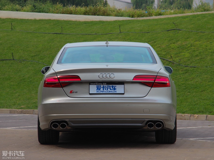 2015WS8 4.0 TFSI quattro