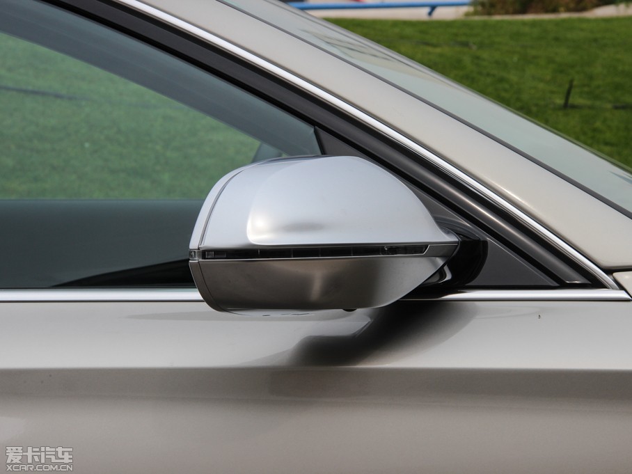 2015WS8 4.0 TFSI quattro