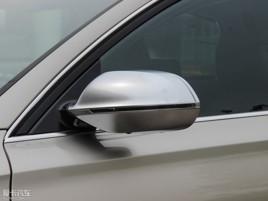 2015?yun)WS8 4.0 TFSI quattro