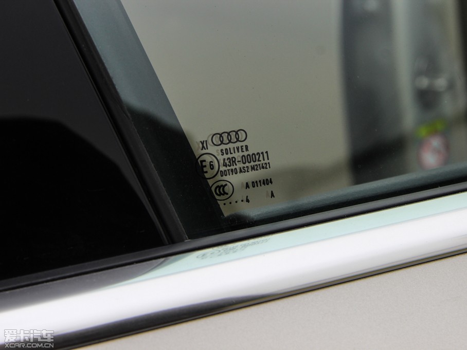 2015?yun)WS8 4.0 TFSI quattro