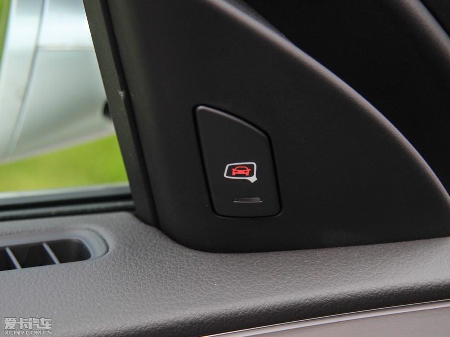 2015WS8 4.0 TFSI quattro