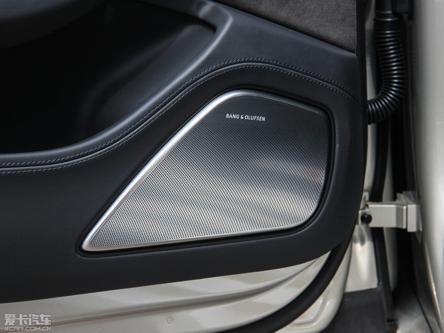 2015?yun)WS8 4.0 TFSI quattro