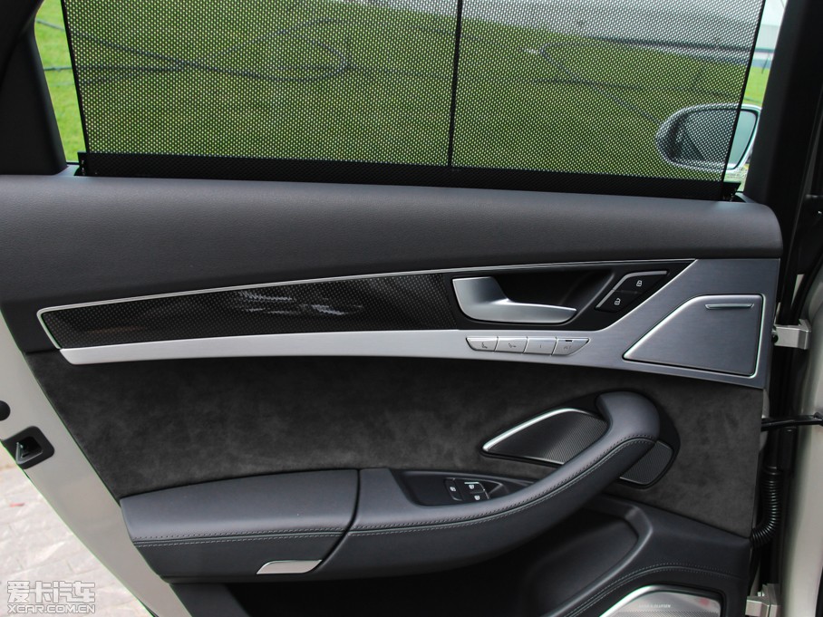 2015WS8 4.0 TFSI quattro