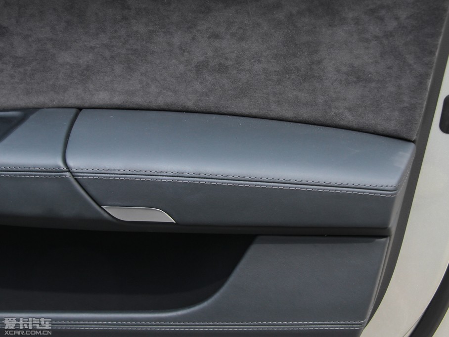 2015WS8 4.0 TFSI quattro