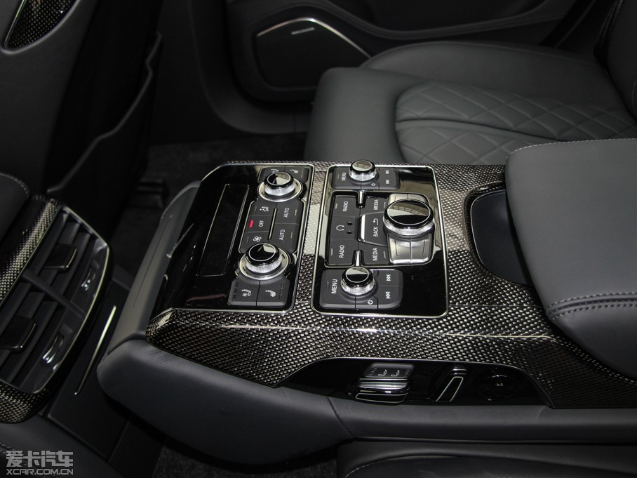 2015WS8 4.0 TFSI quattro