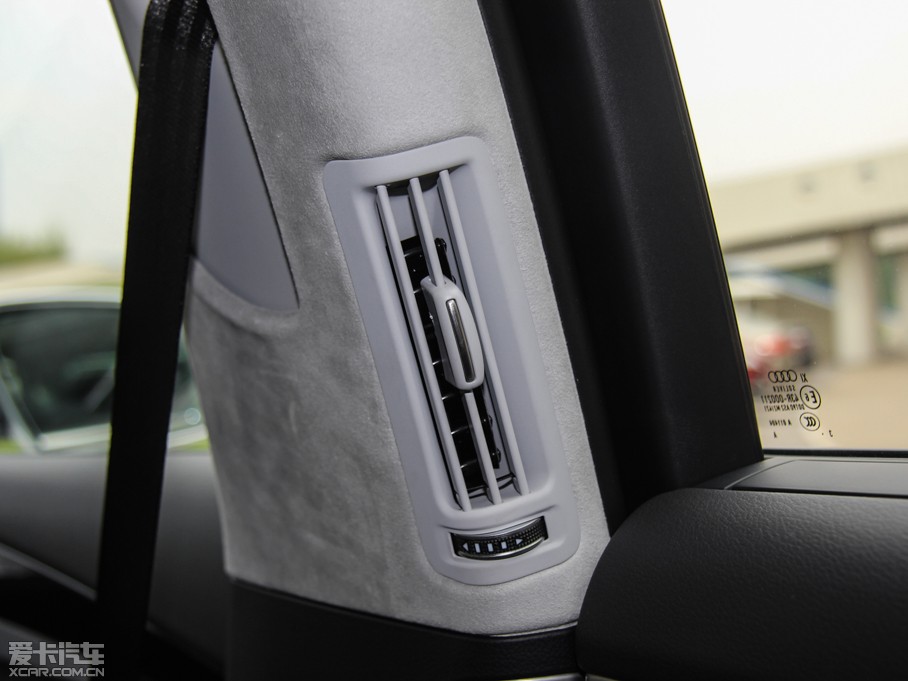 2015WS8 4.0 TFSI quattro