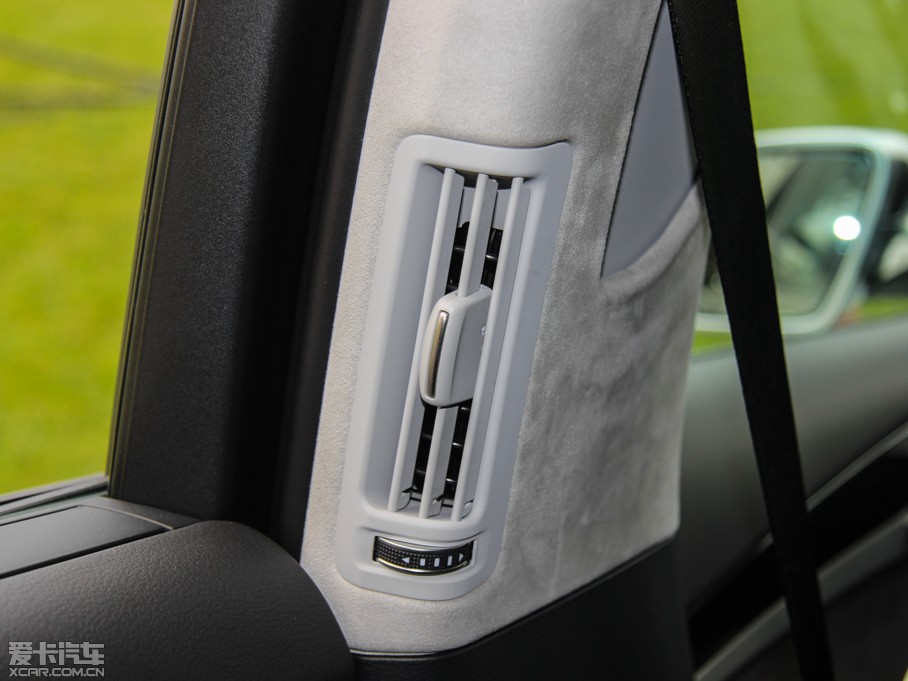 2015WS8 4.0 TFSI quattro