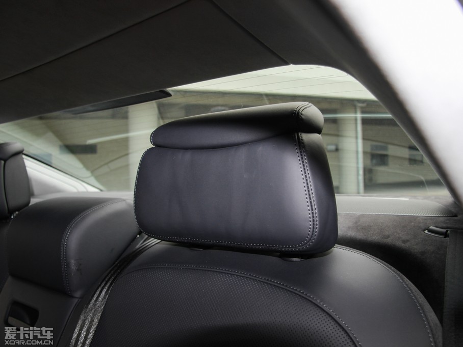 2015?yun)WS8 4.0 TFSI quattro