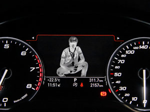 20154.0 TFSI quattro п؅^