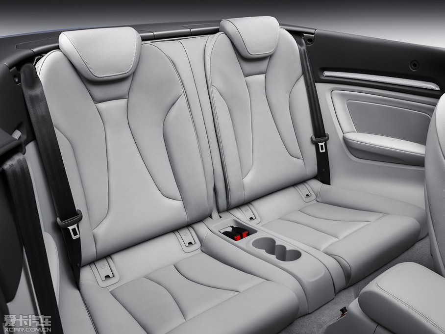 2013WA3 Cabriolet TFSI quattro