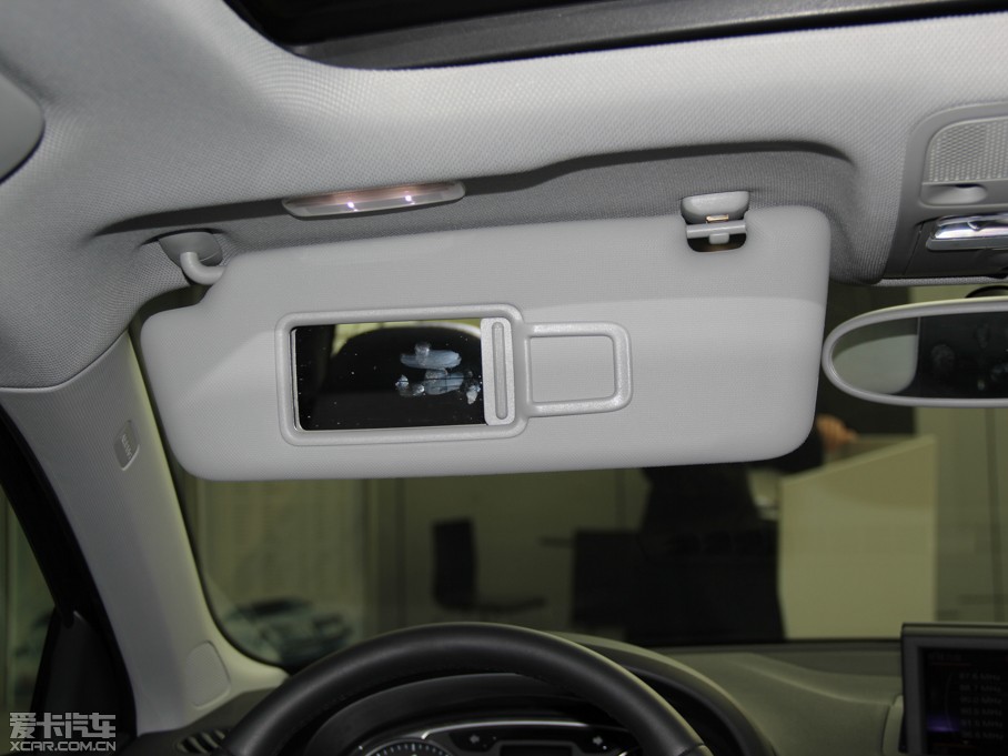 2014��?yu��n)W��A1 30 TFSI Sportback ���m��