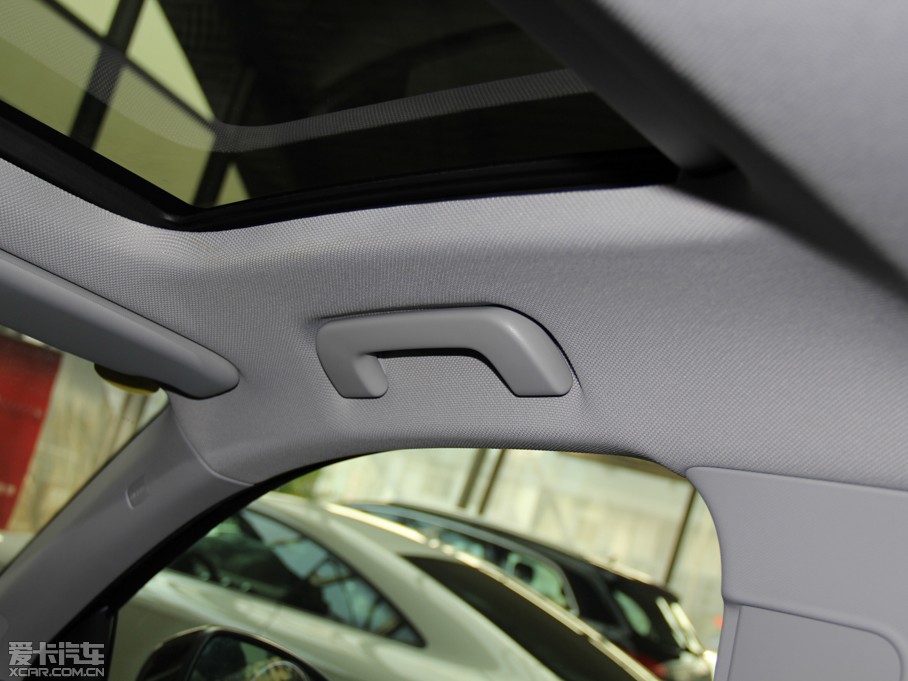 2014��?yu��n)W��A1 30 TFSI Sportback ���m��