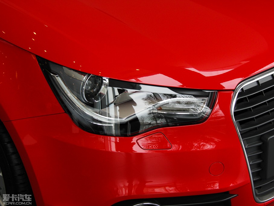 2014?yun)WA1 30 TFSI m