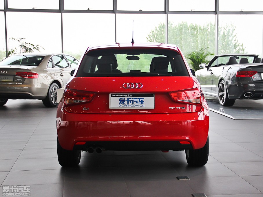 2014WA1 30 TFSI Sportback r