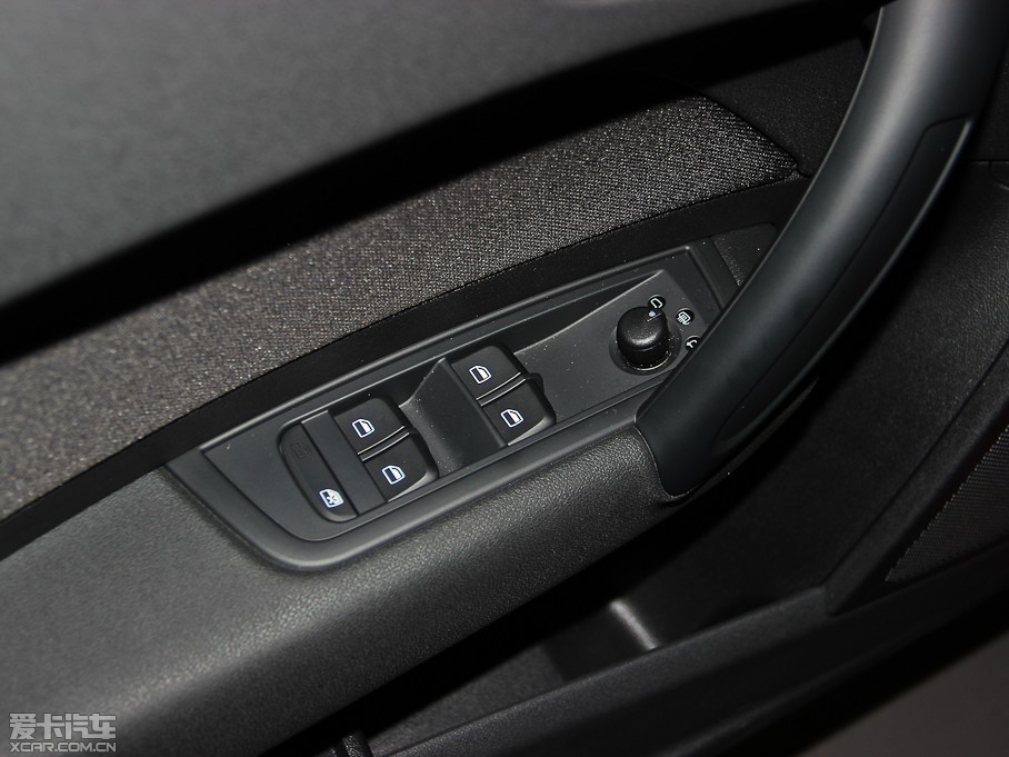 2014WA1 30 TFSI Sportback r