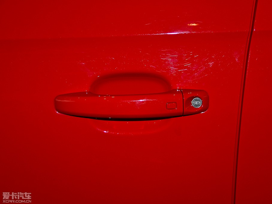 2014��W��A1 30 TFSI Sportback �r����