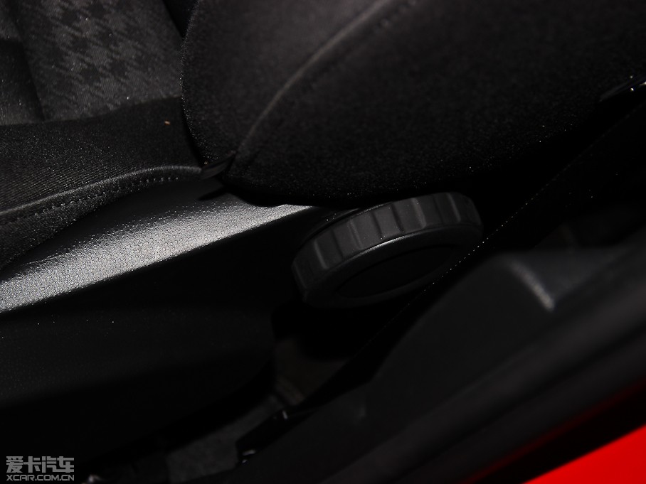 2014WA1 30 TFSI Sportback r