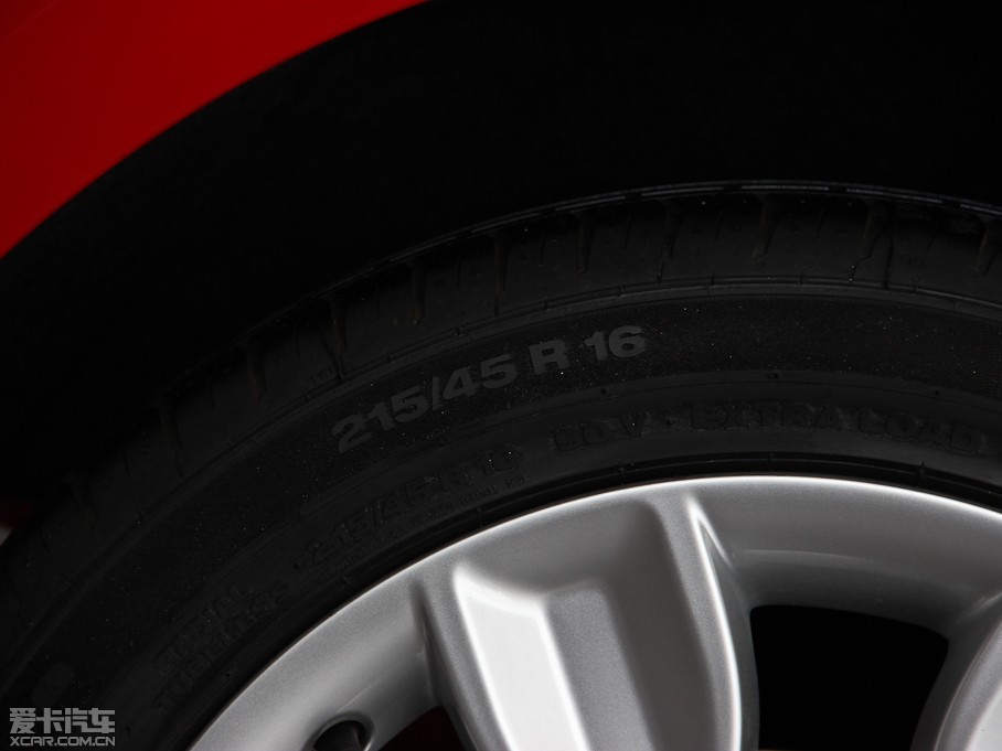 2014WA1 30 TFSI Sportback r