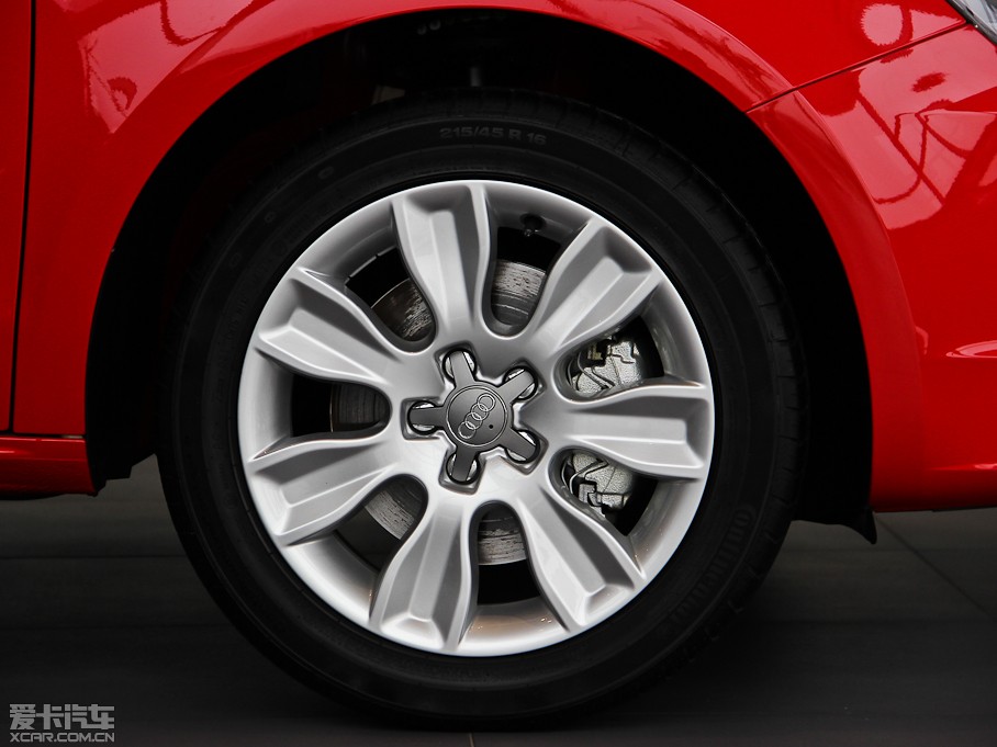 2014WA1 30 TFSI Sportback r