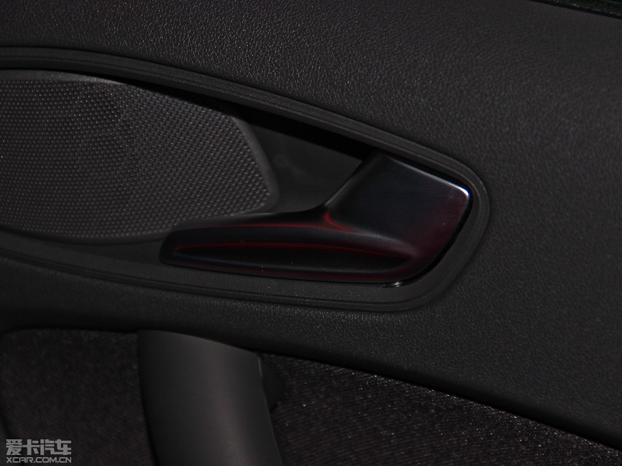 2014WA1 30 TFSI Sportback r