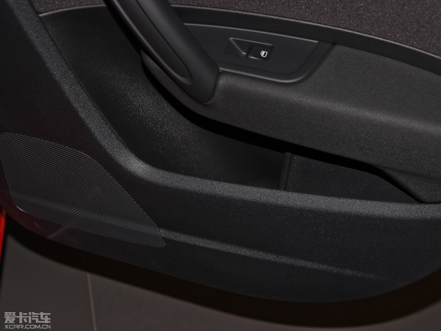 2014WA1 30 TFSI Sportback r