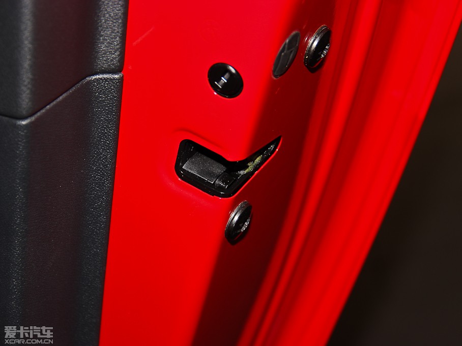 2014WA1 30 TFSI Sportback r