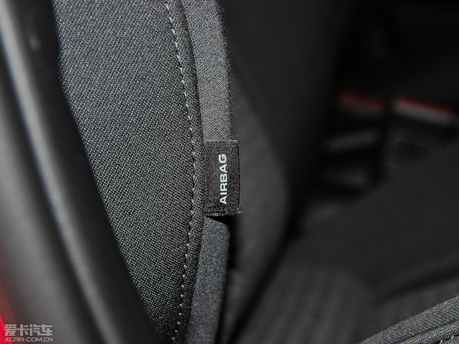 2014WA1 30 TFSI Sportback r