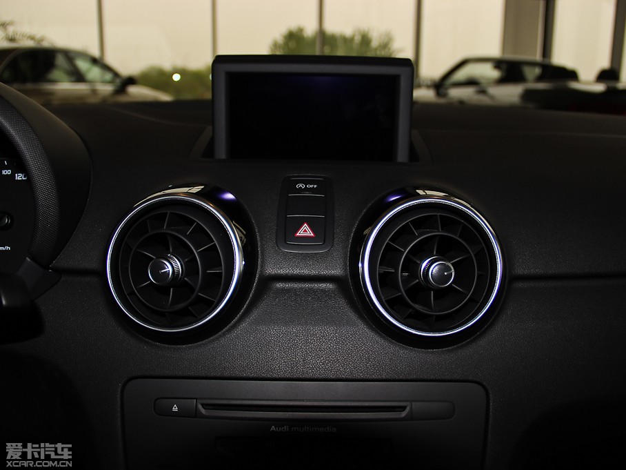 2014WA1 30 TFSI Sportback r