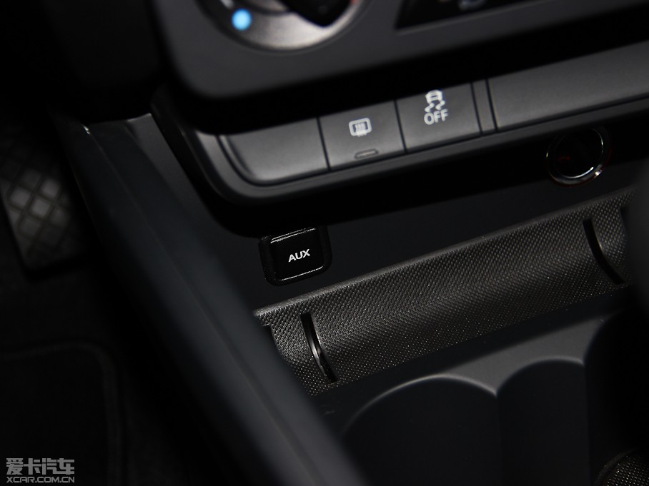 2014WA1 30 TFSI Sportback r