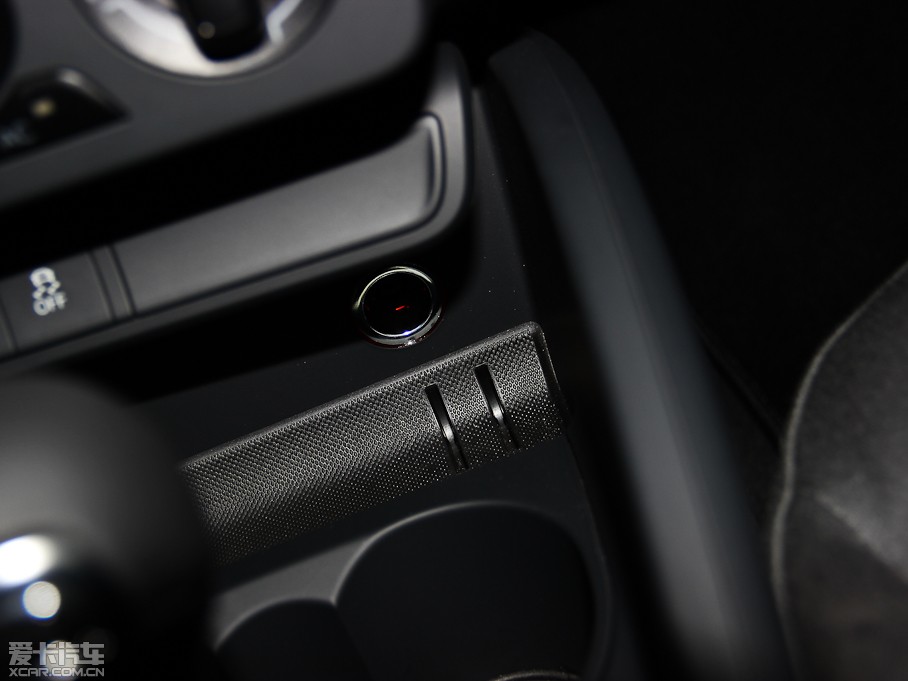 2014WA1 30 TFSI Sportback r