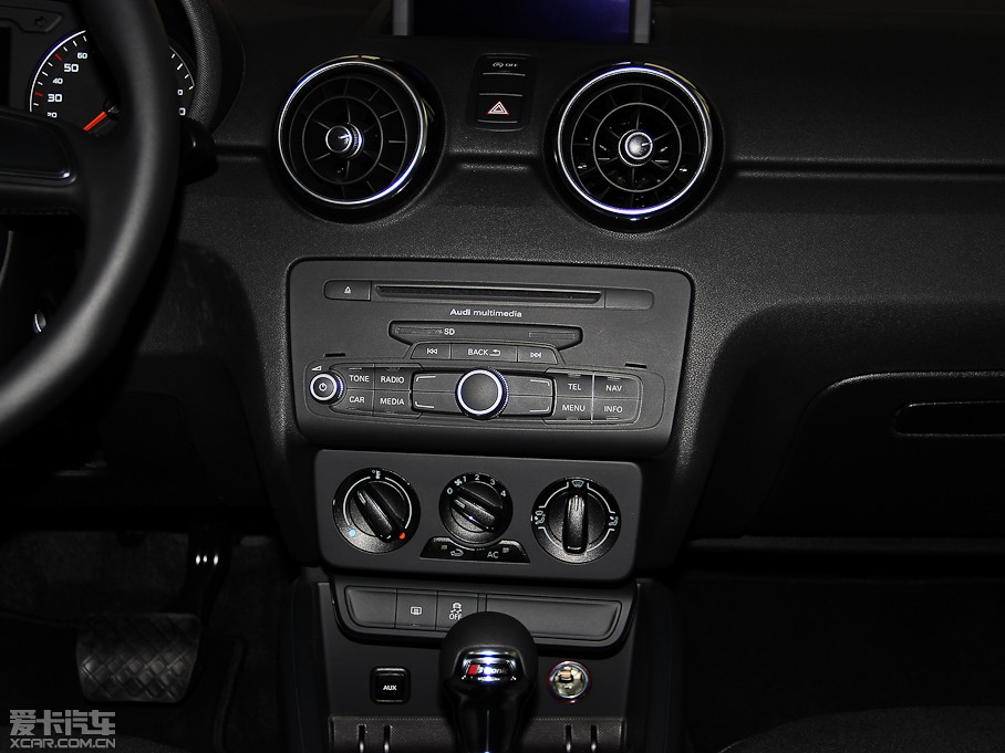 2014WA1 30 TFSI Sportback r