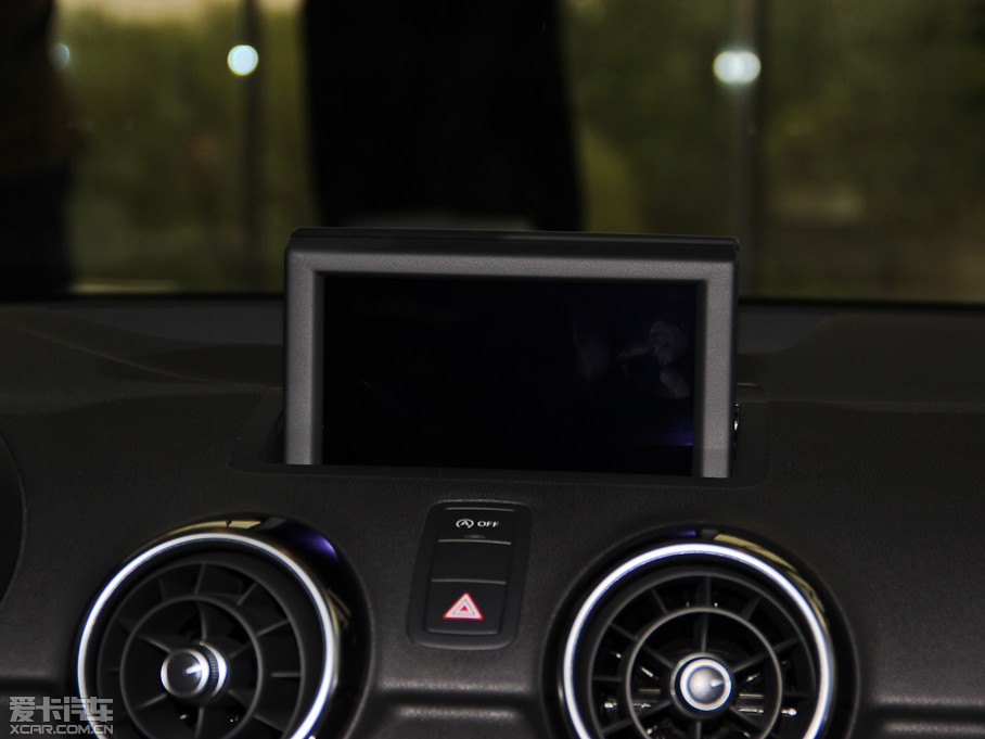 2014WA1 30 TFSI Sportback r