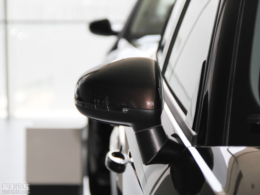 2014WA1 30 TFSI Sportback g