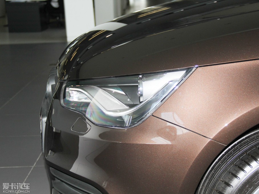 2014WA1 30 TFSI Sportback g