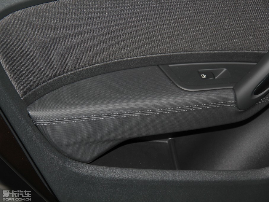 2014WA1 30 TFSI Sportback g