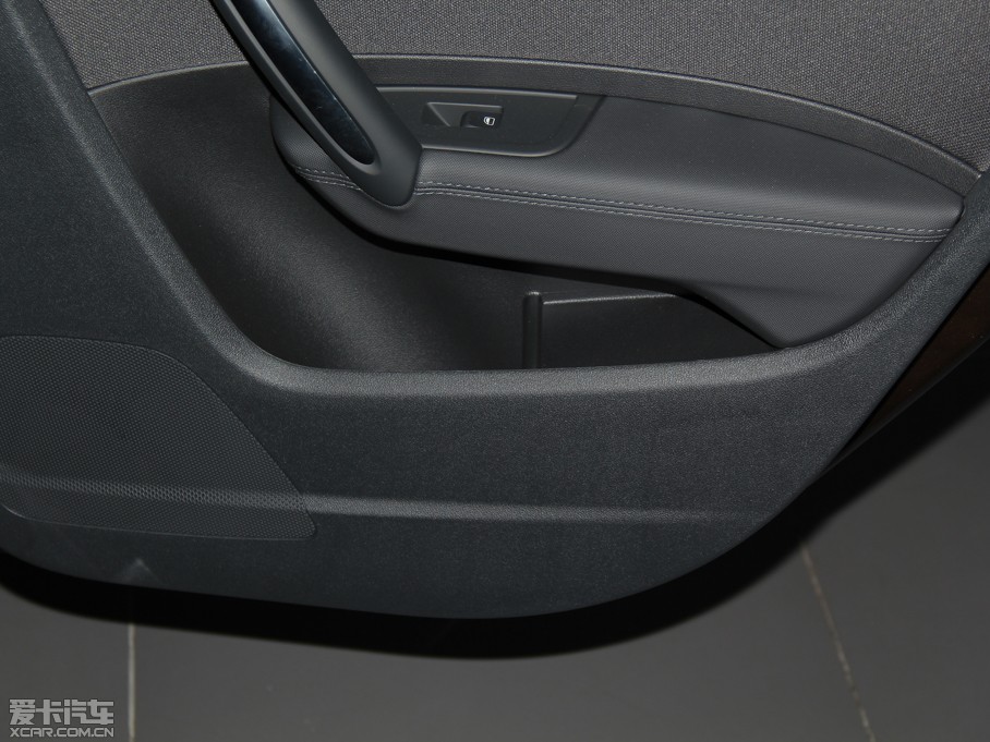 2014WA1 30 TFSI Sportback g