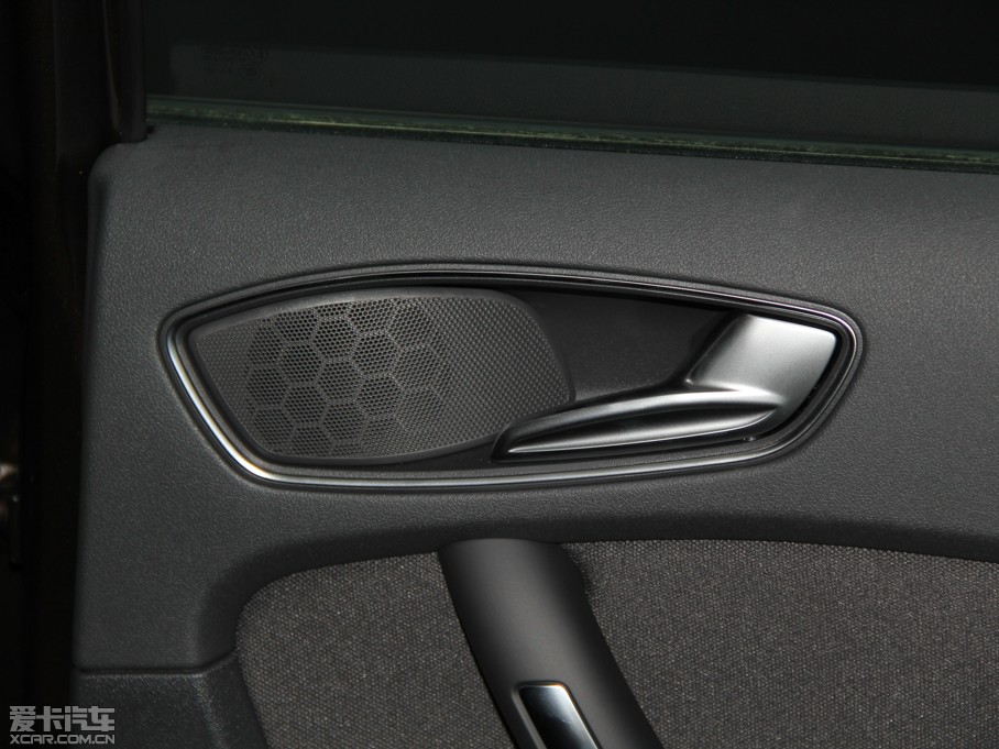 2014WA1 30 TFSI Sportback g