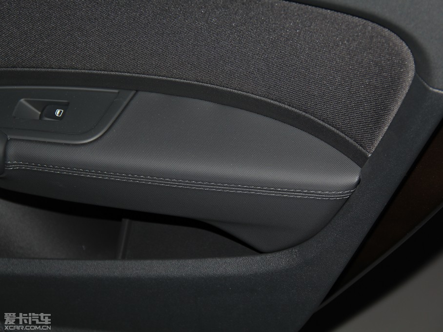 2014WA1 30 TFSI Sportback g