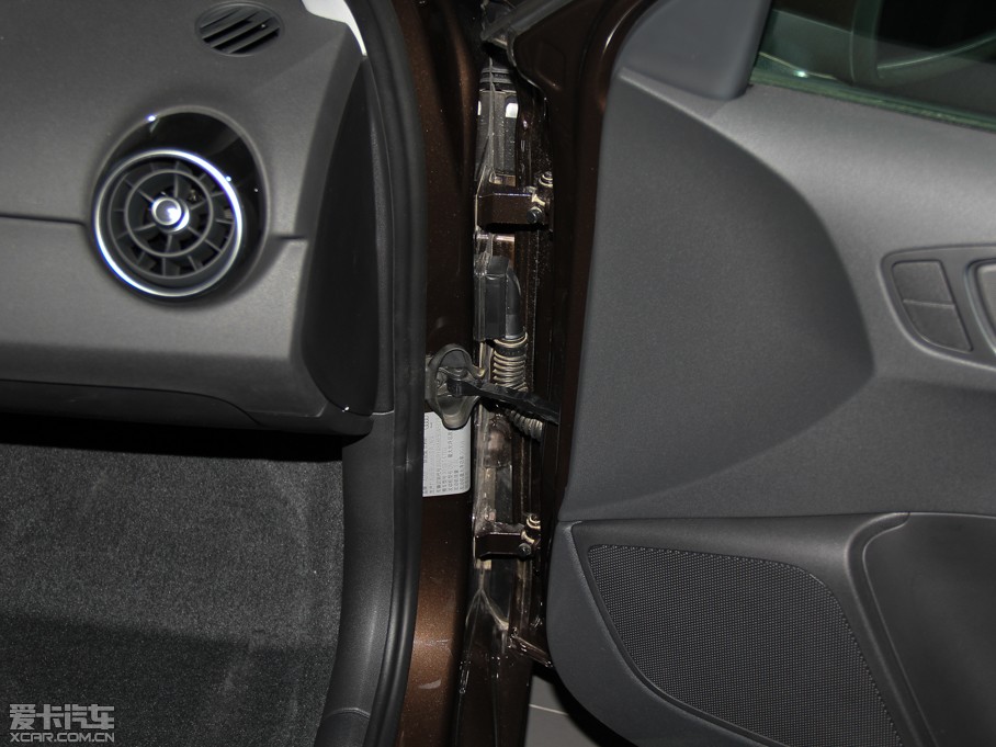 2014WA1 30 TFSI Sportback g