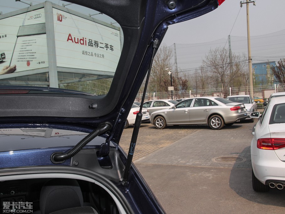 2014WA1 30 TFSI Sportback r