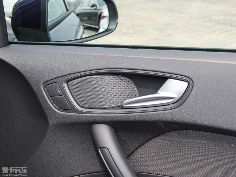 2014WA1 30 TFSI Sportback r