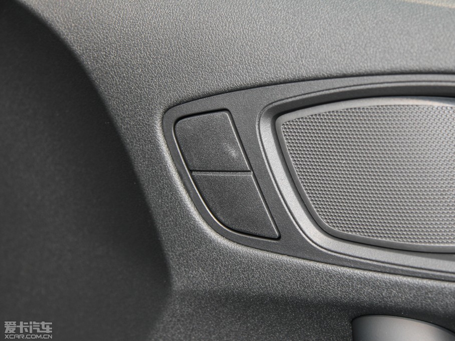 2014WA1 30 TFSI Sportback r