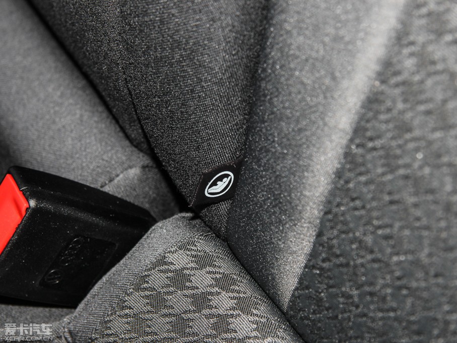 2014WA1 30 TFSI Sportback r